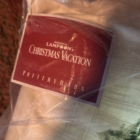 Pottery Barn National Lampoon Christmas Vacation Lit Pillow BNWT SO NEAT! - Picture 4 of 6